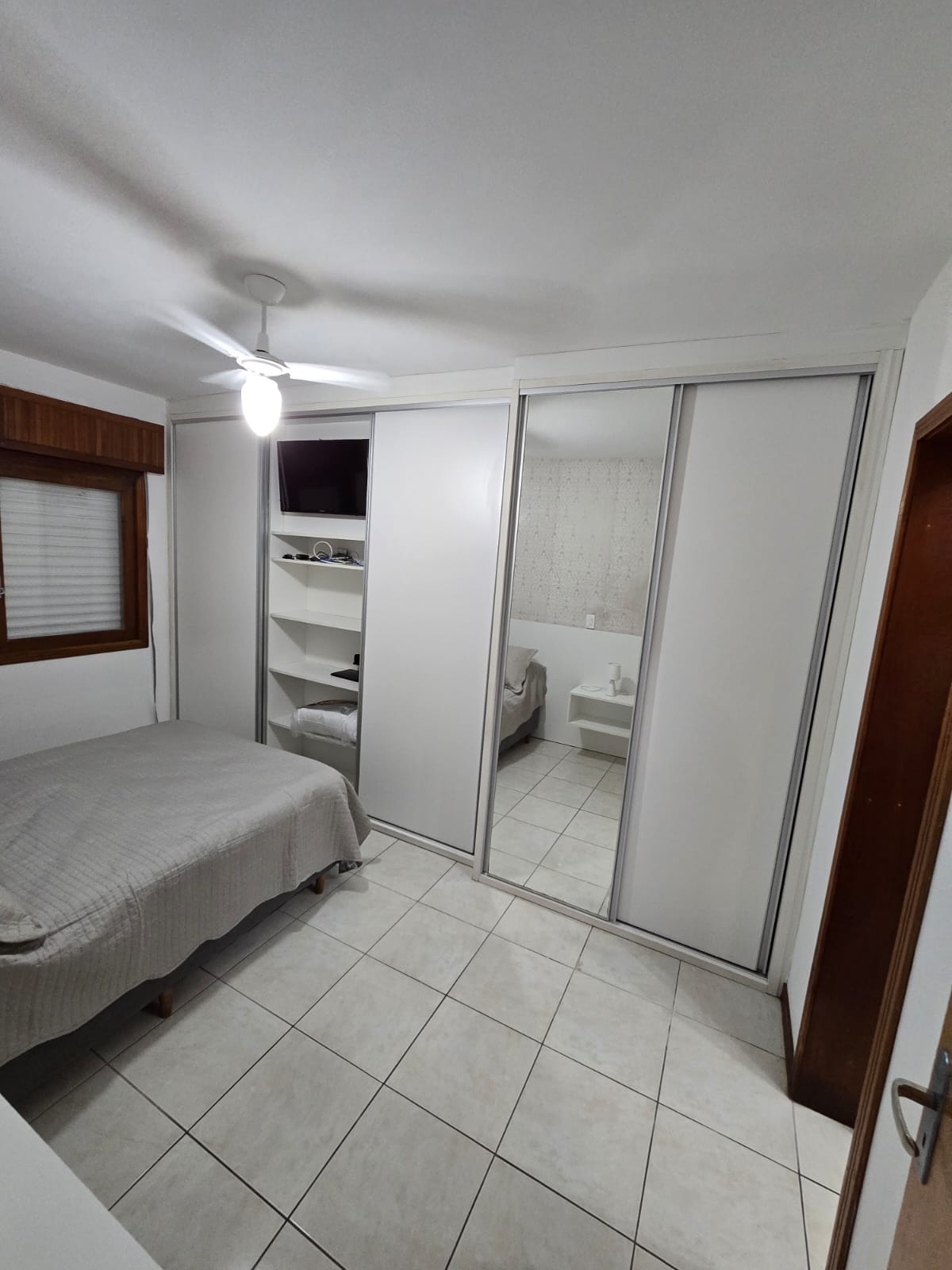 Capão da Canoa - Edifício Luiz Bassani / Apto 602 com Vaga (2 Dorm)