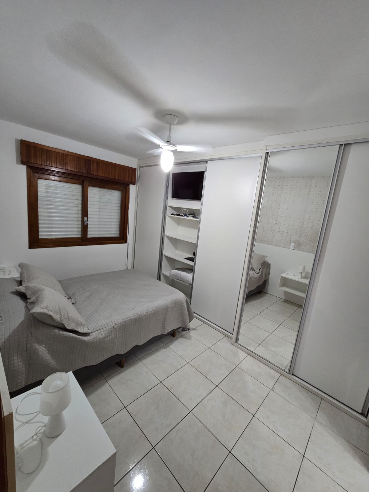 Capão da Canoa - Edifício Luiz Bassani / Apto 602 com Vaga (2 Dorm)