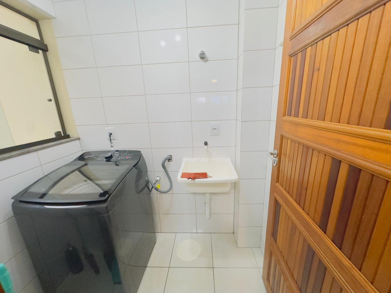 Capão da Canoa - Edifício Luiz Bassani / Apto 1106 com Vaga (2 Dorm)