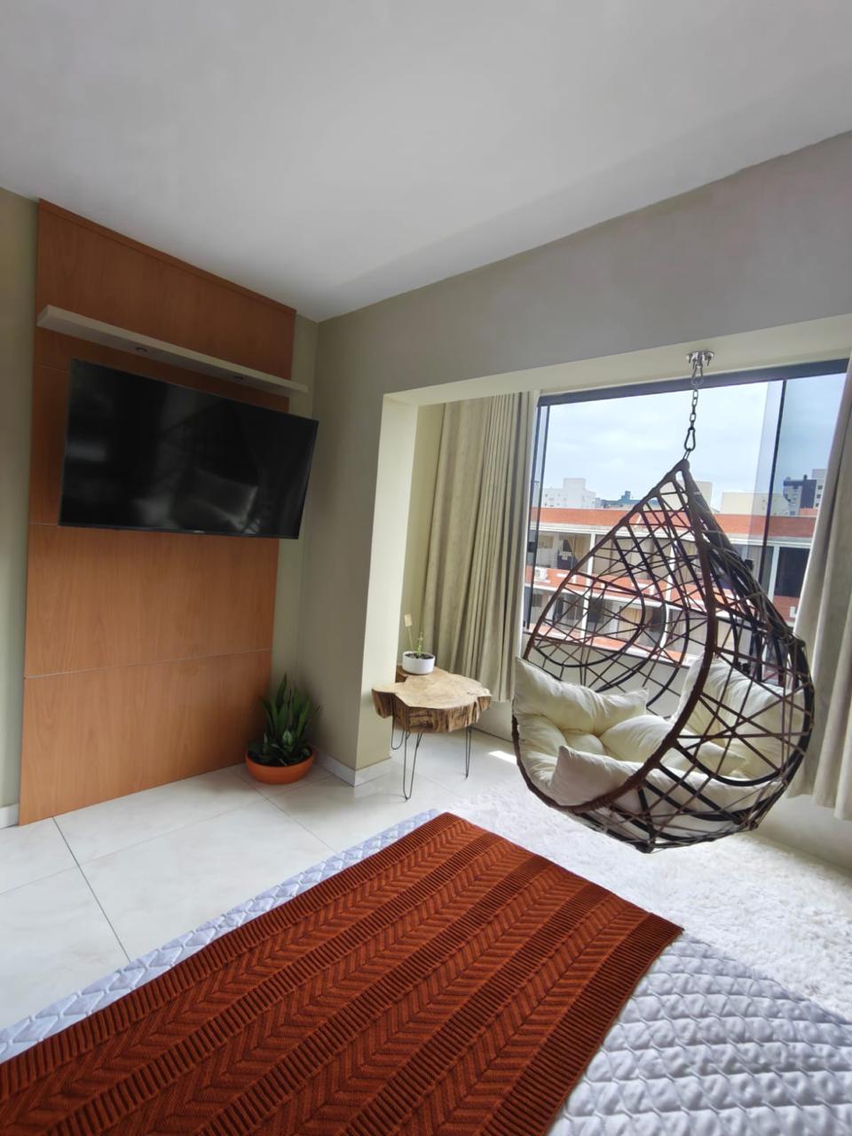 Capão da Canoa - Edifício Costa Azul / Apto 410 com Vaga (1 Dorm)